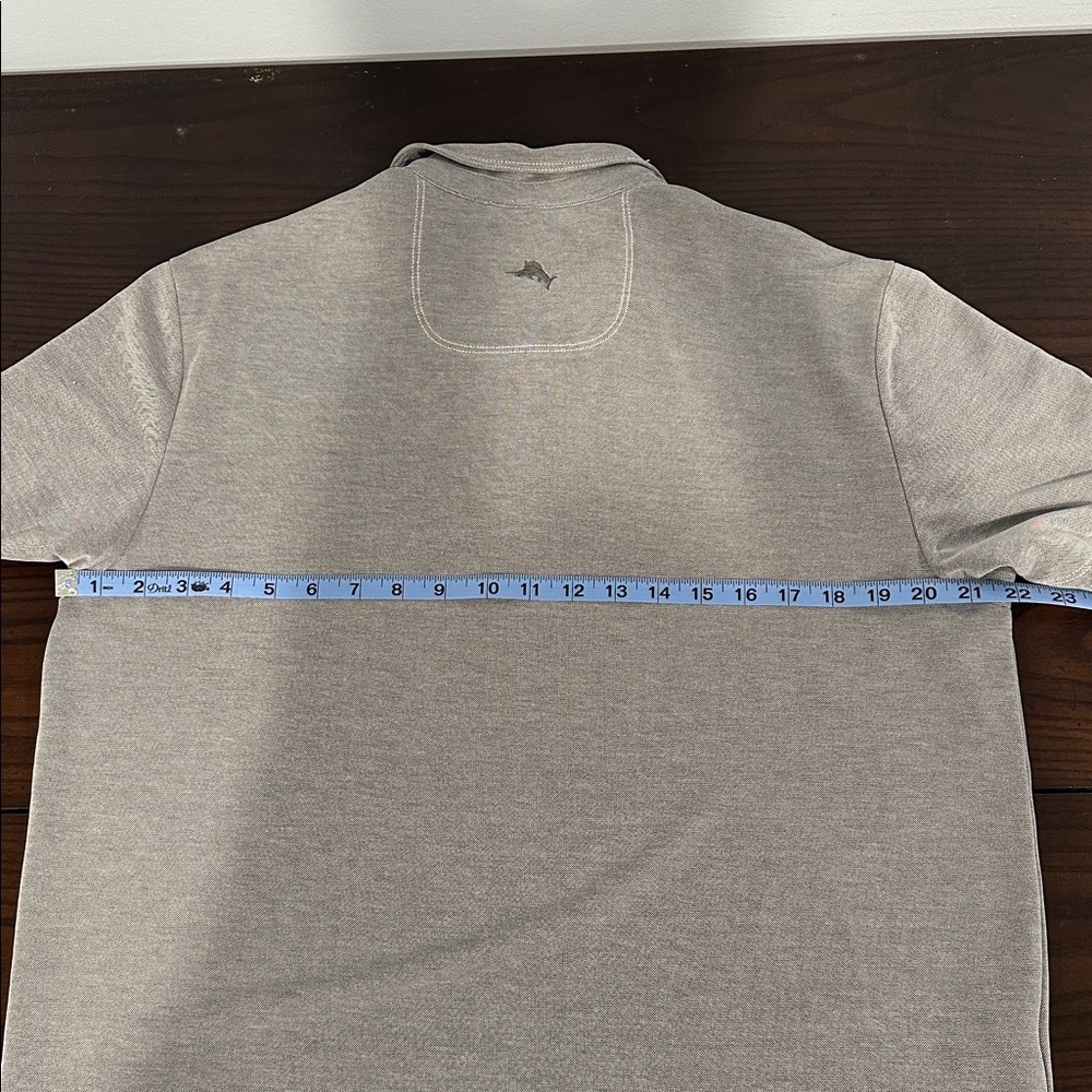 Tommy Bahama Men’s Gray Polo Shirt Size M — IslandZone Soft Knit Casual Golf Top - Picture 4 of 5